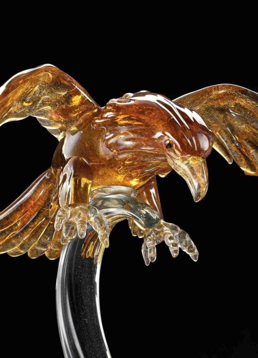 Animals Hawk Amber in Murano glass detail