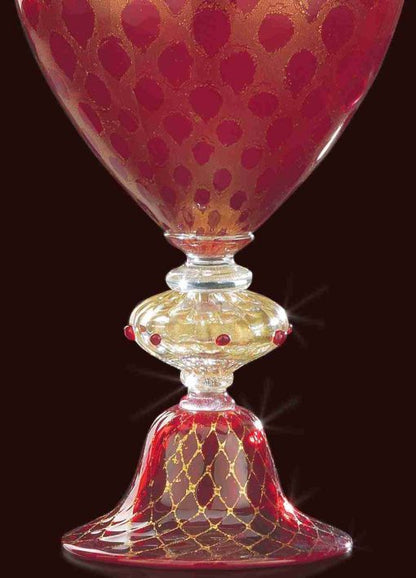 Red Gold Vase in Murano glass detail