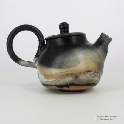 Teapot ceramic from France artist, side