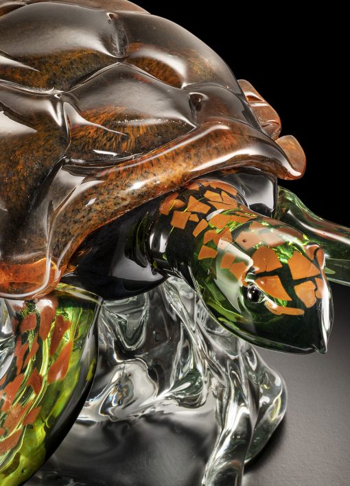 Turtle Artwork in Murano glass, sculpture detail view