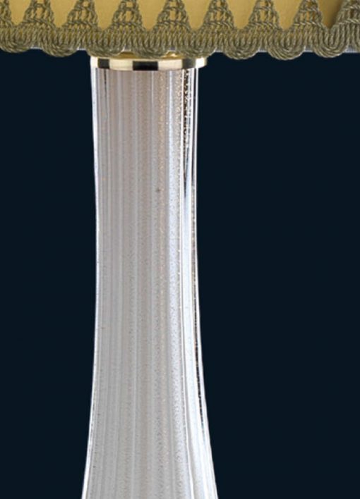 Elegant Murano glass table lamp, body details